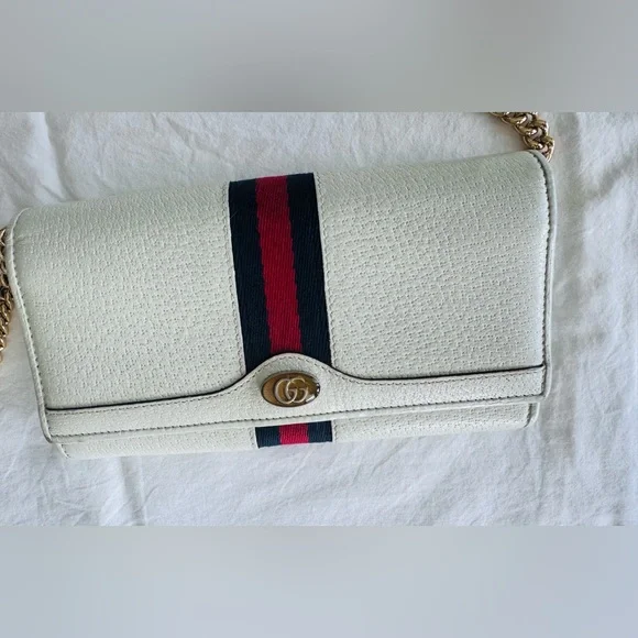 Gucci White Leather Gold Chain Wallet with Blue and Red Stripes - Picture 3 of 8